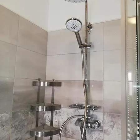 Rot Apartment