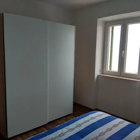 Rot Apartment *
